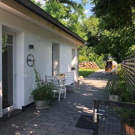Gartenloft Mit Outdoor Whirlpool Und Garten ペータースハーゲン・エッガースドルフ エクステリア 写真